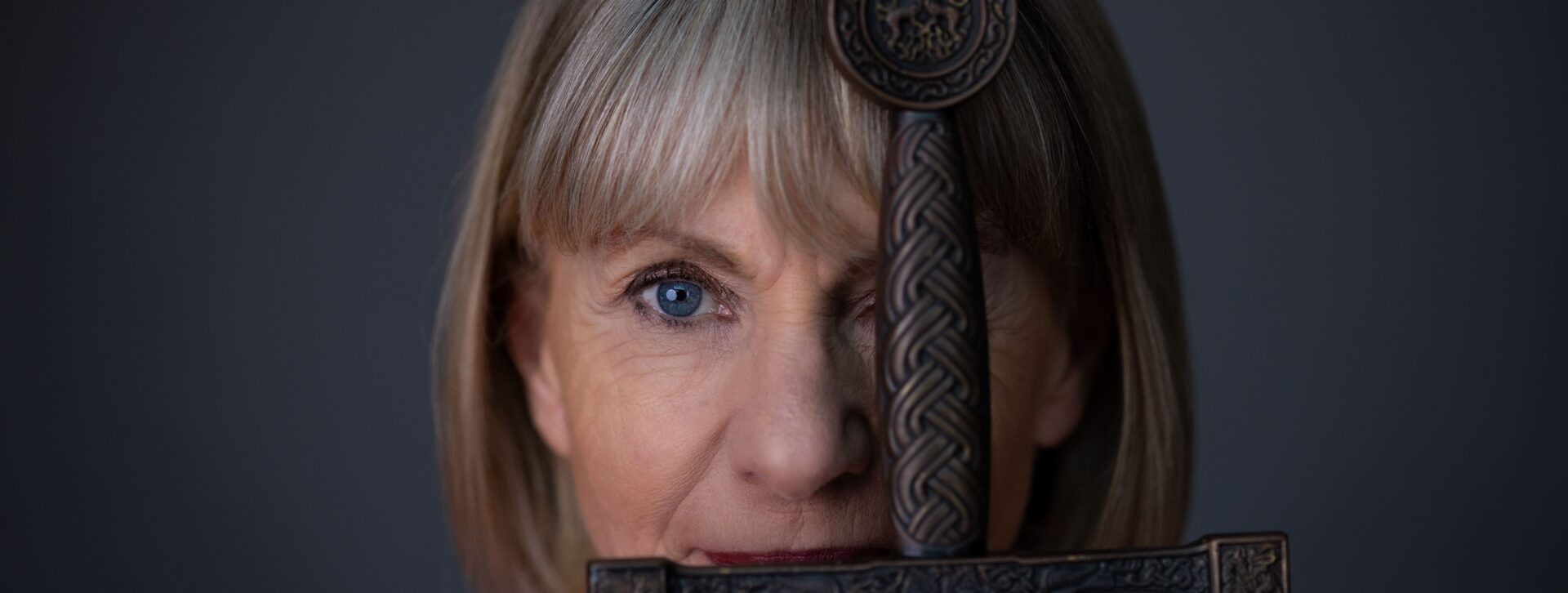 Q&#038;A with Author and Performer Kate Mosse on LABYRINTH LIVE, UNLOCKING THE SECRETS OF THE LABYRINTH! ⚔️